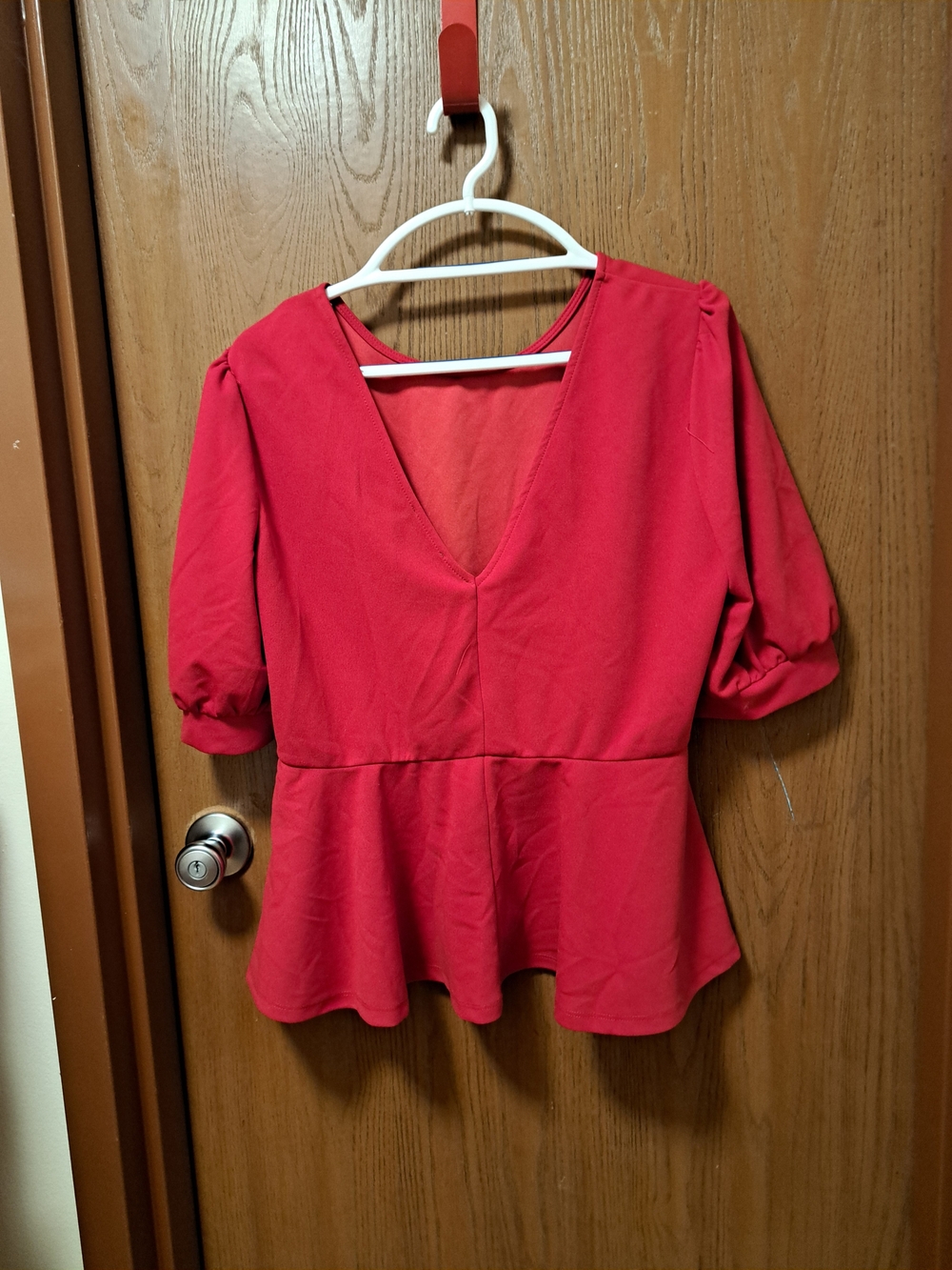 SHEIN Red V-Neck Peplum Blouse with Puff Sleeves